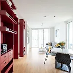 Smart Studio With Terrace By Hm