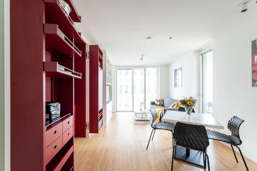 Smart With Terrace By Hm Viena